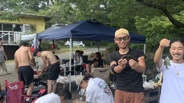 会社のメンバーでジェットと釣りとBBQ大会を開催しました！